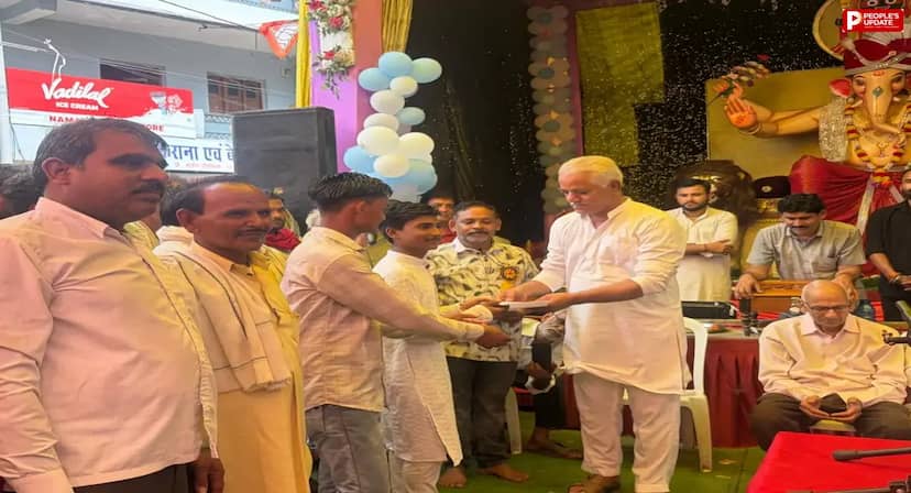 डोल ग्यारस पर आदिवासी डंडा नृत्य प्रतियोगिता, मधुर मंडल डोबी ने जीता प्रथम पुरस्कार