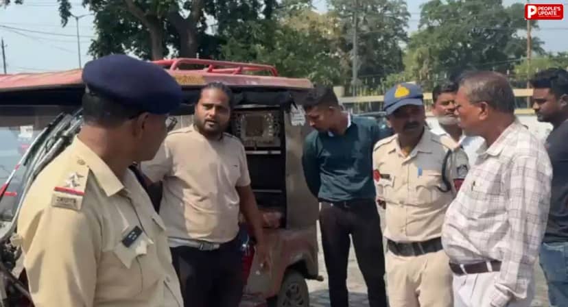 सागर: जनसुनवाई में युवक ने खुद पर डाला पेट्रोल, जमीन की नपती नहीं होने से था परेशान