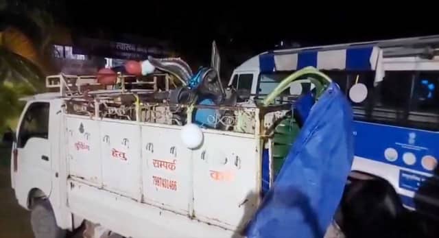 जशपुर में हादसा, तेज रफ्तार बोलेरो ने गणेश विसर्जन में जा रहे श्रद्धालुओं को रौंदा, 3 की मौत, 30 से ज्यादा घायल