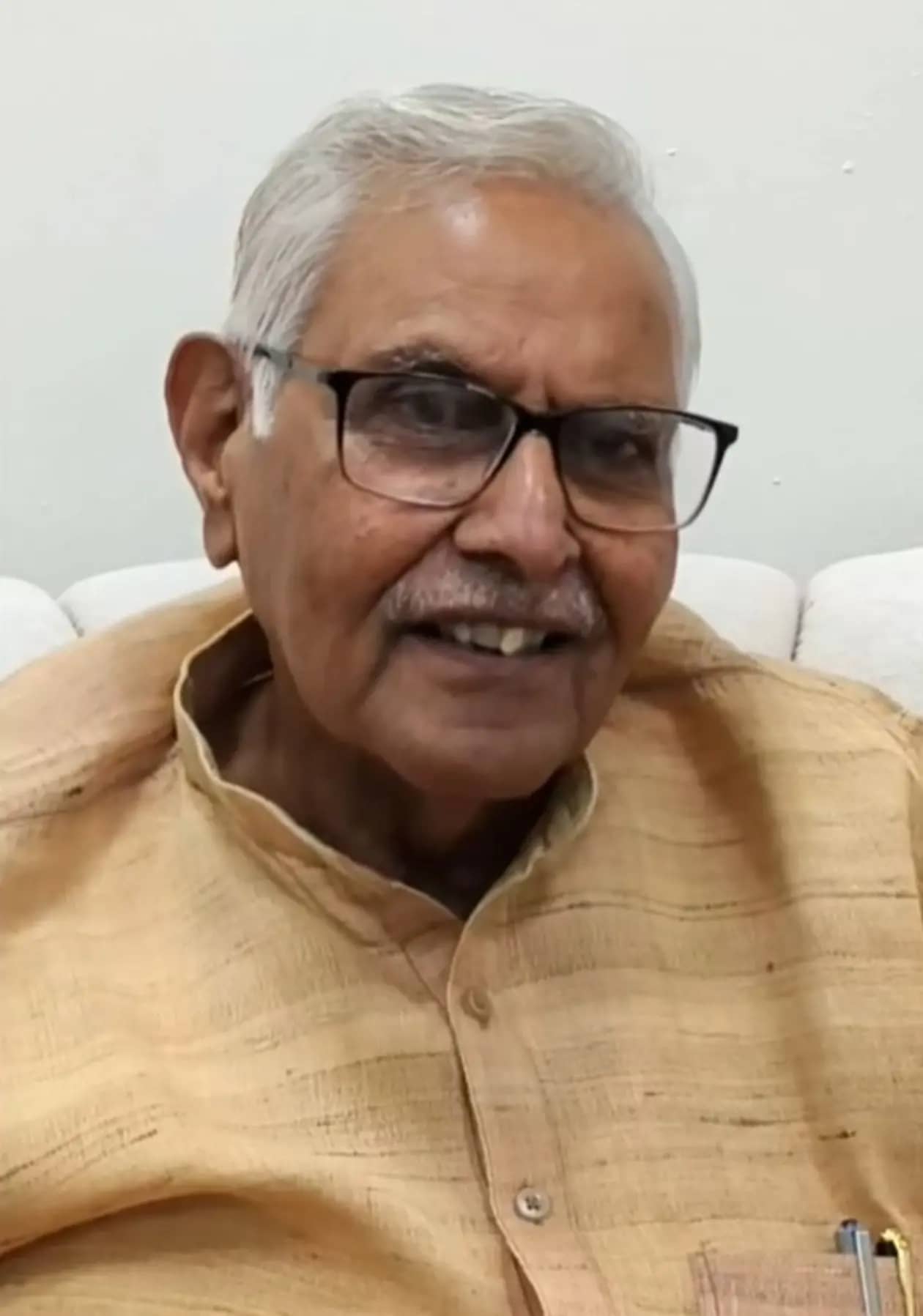 इटारसी बस स्टैंड विवाद: विधायक सीतासरन शर्मा फैसले पर कायम, गज्जू तिवारी ने जनहित याचिका की तैयारी की