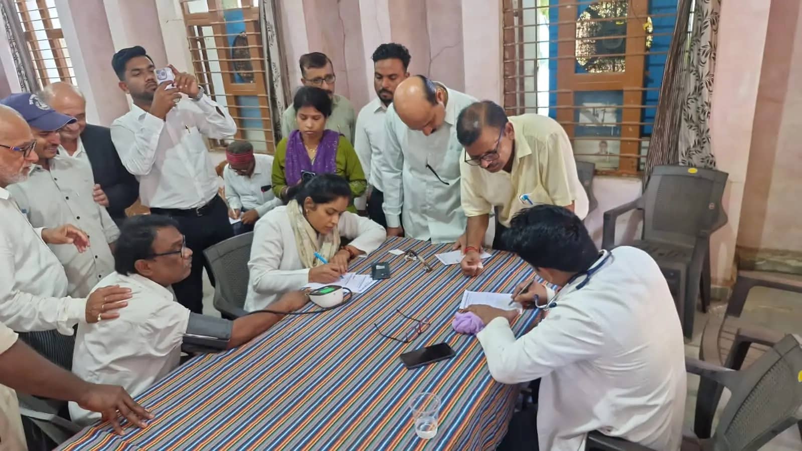 सोहागपुर में मेगा स्वास्थ्य शिविर, न्यायिक अधिकारियों और अधिवक्ताओं का हुआ स्वास्थ्य परीक्षण