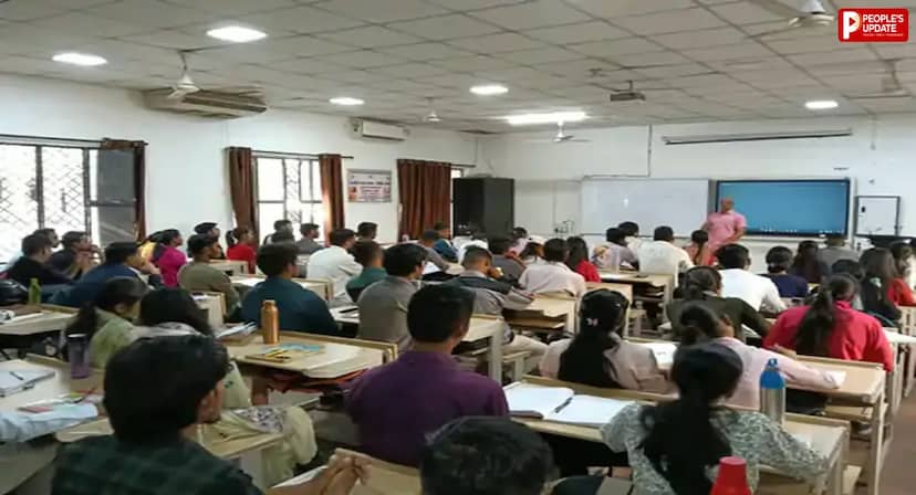 पहले आओ-पहले पाओ, भोपाल में UPSC-MPPSC की फ्री कोचिंग के रजिस्ट्रेशन शुरू, सिर्फ 50 छात्रों को मिलेगा मौका