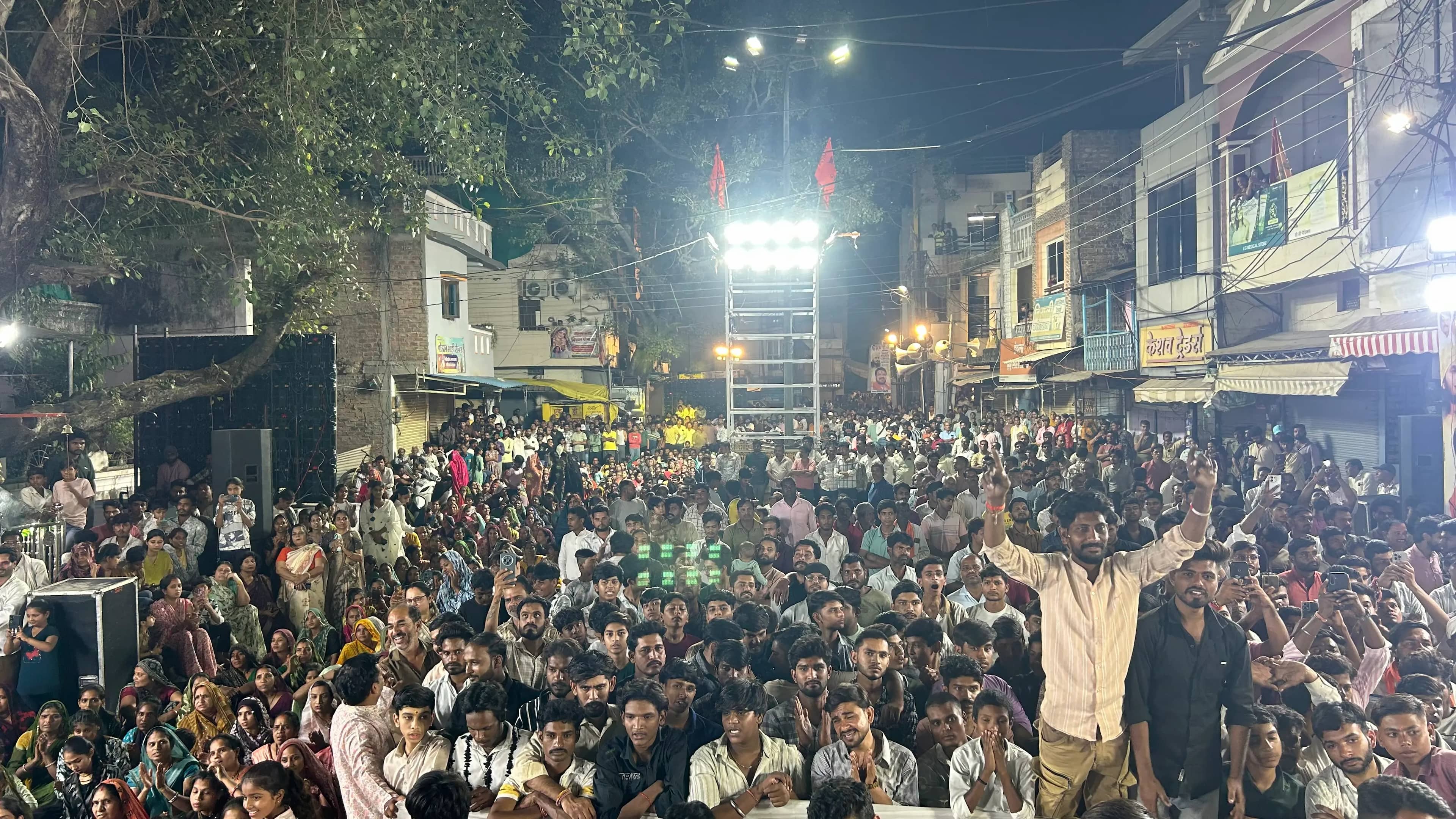 बेटमा में सजी भव्य भजन संध्या, छोटू सिंह रावणा ने बांधा समां