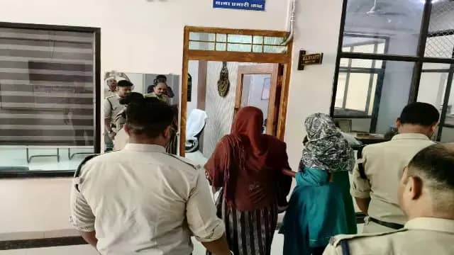 हरदा में नवजात बच्ची को सड़क किनारे छोड़ने का मामला, मां और नानी हिरासत में