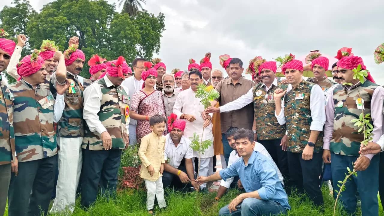 कारगिल विजय दिवस पर विधायक सुदेश राय की घोषणा, शहीद स्मारक परिसर में बनेगी 1 करोड़ रुपए की आधुनिक लाइब्रेरी