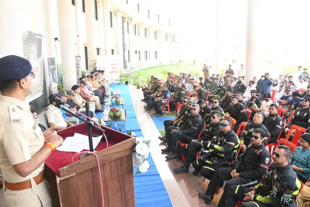 नशामुक्ति का संदेश लेकर सीहोर पहुंची बाइक रैली, 14 राज्यों के 146 राइडर्स ने दिया राष्ट्रीय एकता का संदेश