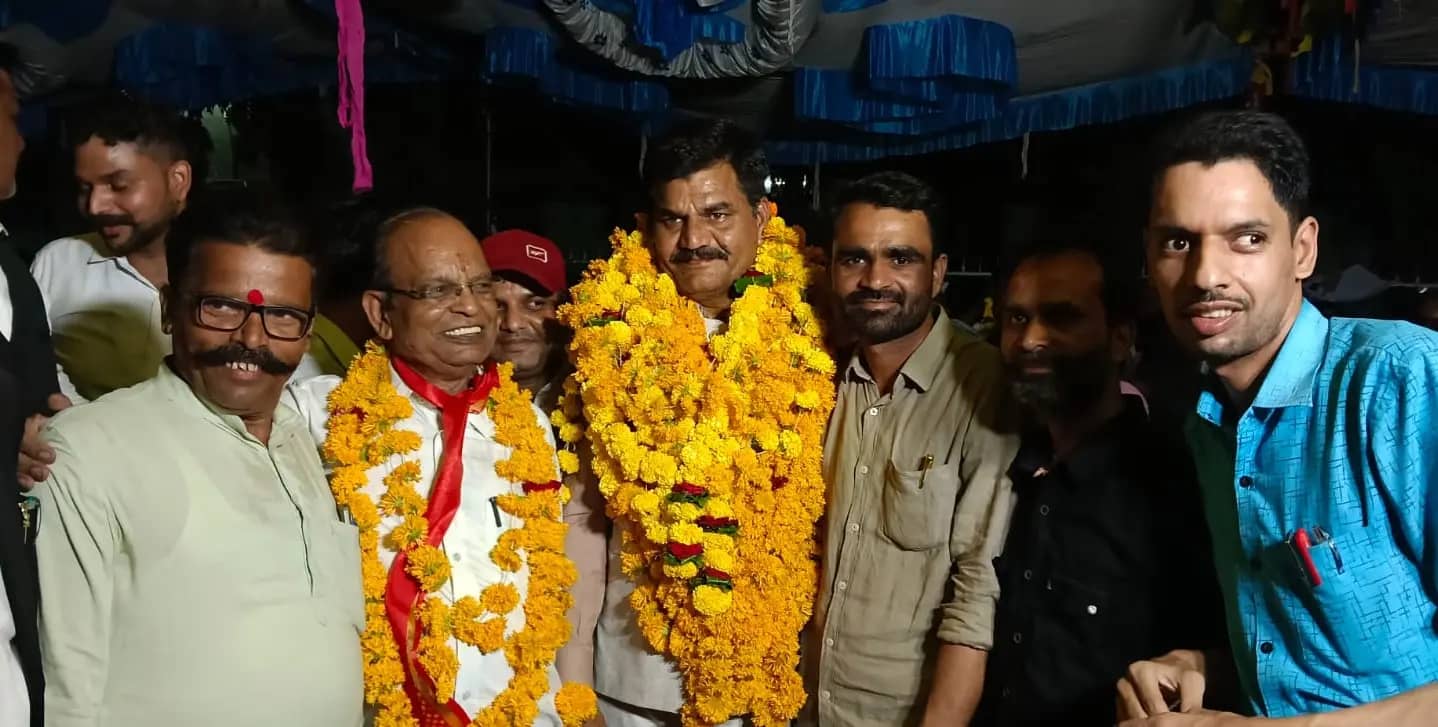 खिलान सिंह रघुवंशी ने 5 वोट से जीता अध्यक्ष पद