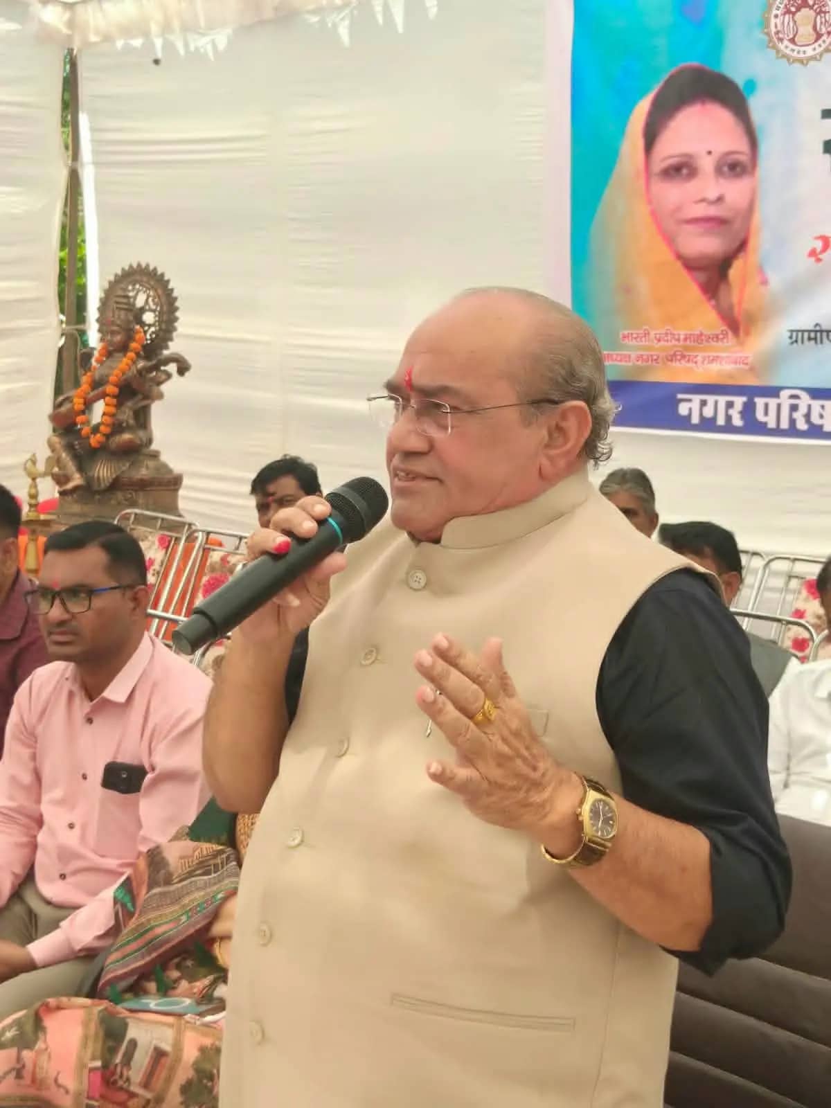 शमशाबाद में सेवा सेतु अभियान के तहत 22 विभागों ने लगाए स्टॉल, 156 आवेदनों का मौके पर हुआ निराकरण