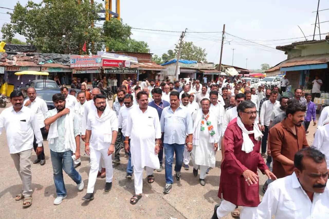 'मूंग का पूरा दाम, किसानों को पूरा सम्मान', कांग्रेस की मूंग न्याय ई-टोकन मुक्त यात्रा उदयपुरा पहुंची