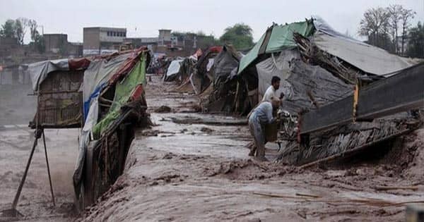 पाकिस्तान के खैबर पख्तूनख्वा में बाढ़ का कहर, मरने वालों का आंकड़ा 365 हुआ, अभी और बिगड़ सकते हैं हालात