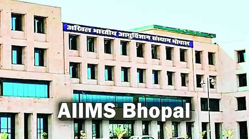 एम्स : दुर्लभ बीमारी से रुका ब्लड फ्लो, स्प्लेनिक व किडनी की नसें जोड़कर बनाया कृत्रिम बायपास