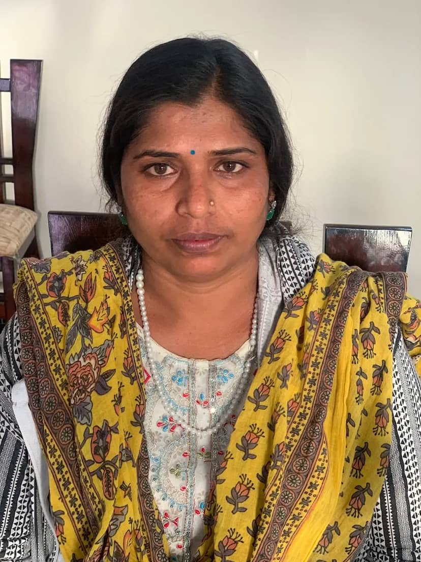 लोकायुक्त इंदौर की टीम ने किश्तों में रिश्वत ले रही खालवा की महिला बाल विकास की पर्यवेक्षक को रंगे हाथों पकड़ा