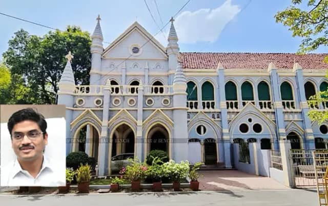 बुरहानपुर कलेक्टर हर्ष सिंह को दिया अवमानना नोटिस