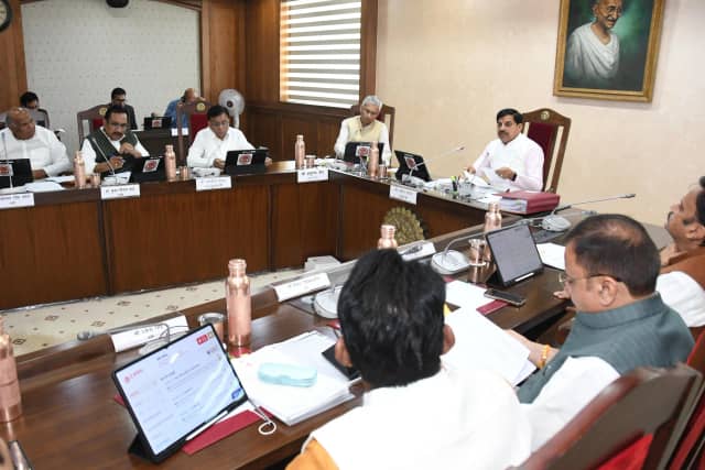 मप्र में पेंशन के नए नियम लागू, तलाकशुदा पुत्री भी पेंशन की हकदार