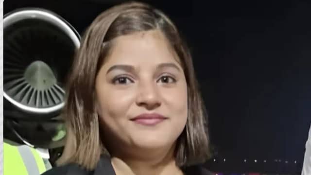 बारामती प्लेन हादसे में जान गंवाने वाली फ्लाइट अटेंडेंट के परिजनों को नहीं मिला अब तक मुआवजा