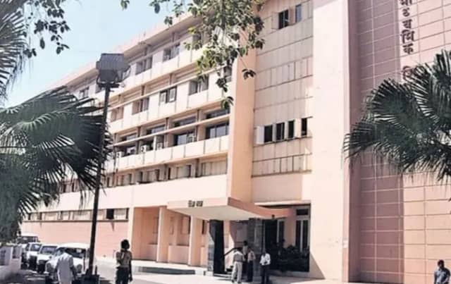 एमपी बोर्ड के स्कूलों को चार माह बाद भी नहीं मिल पाए 'योग्य' शिक्षक