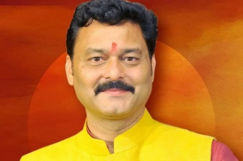 जज को फोन करने के मामले में हाईकोर्ट में हाजिर हुए भाजपा विधायक संजय पाठक 