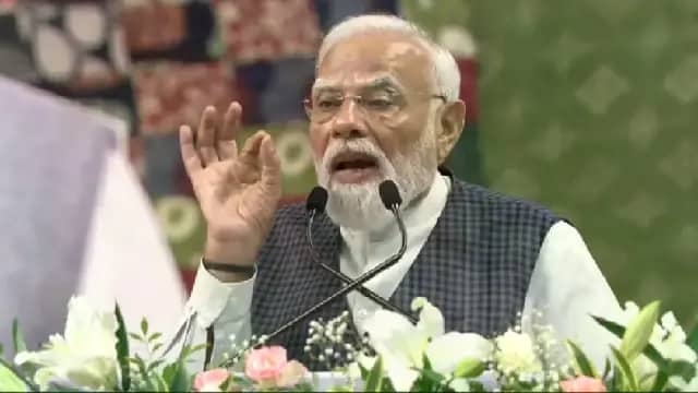 महिला आरक्षण लागू करने की तैयारी तेज, इसी महीने बुलाया जा सकता है संसद का विशेष सत्र