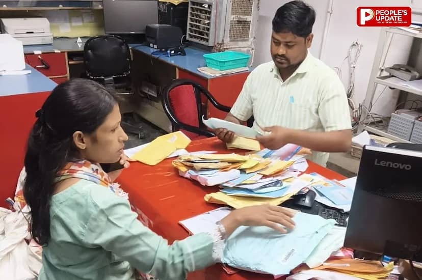 भाइयों की कलाई पर सजें प्यार के धागे, इसलिए 500 पोस्टमैन ने छोड़े वीक ऑफ और त्योहार की छुट्टी