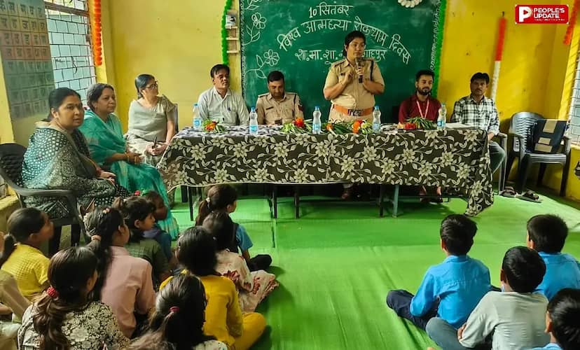 बेगमगंज में बच्चों को तनाव से उबारने और आत्महत्या रोकने कार्यशाला में दी समझाइश