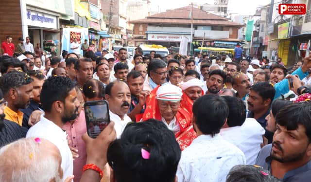 सत्य सनातन स्वाभिमान यात्रा: दिग्विजय सिंह को किसानों ने बताई खाद-बिजली की समस्या, आलू के कम दाम से लागत निकालना भी मुश्किल   