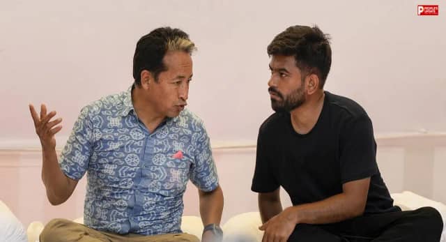 वांगचुक के अस्पताल पहुंचते ही अभिजीत दीपके ने शुरू की अनिश्चितकालीन भूख हड़ताल, जंतर-मंतर पर आंदोलन तेज