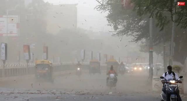 आसमान से आफत की बारिश! 20 राज्यों में अलर्ट, 75 की स्पीड से हवाएं; जानें आपके शहर का हाल