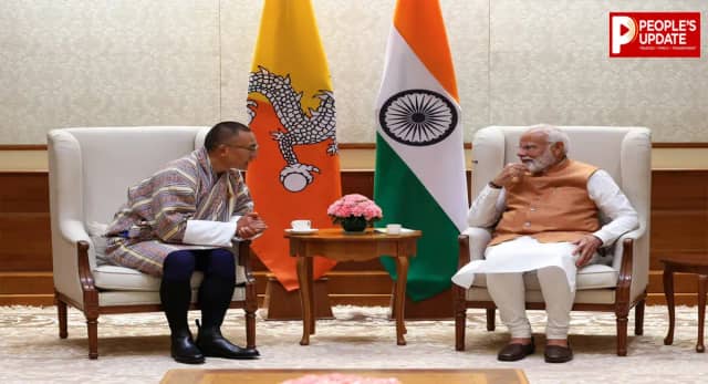 मोदी को मानते हैं बड़ा भाई, भूटान के प्रधानमंत्री ने पीएम मोदी को बताया 'भगवान विष्णु का अवतार', जमकर की तारीफ..! 