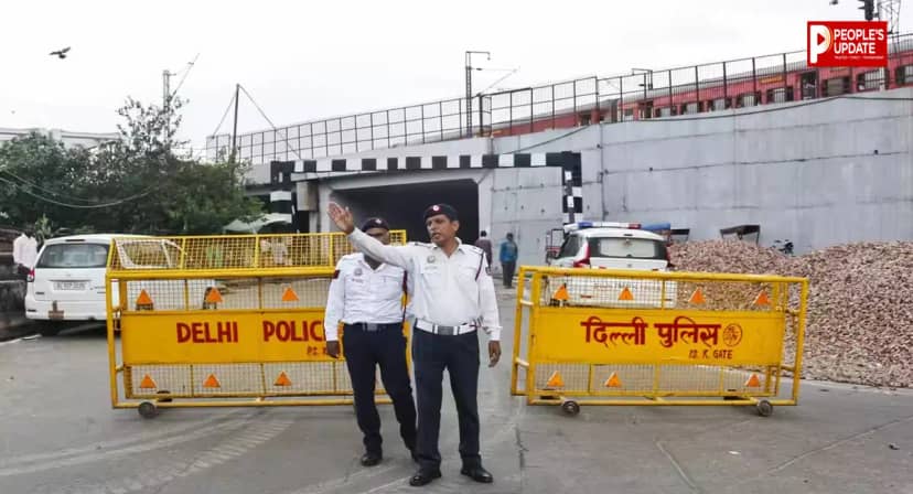 दिल्ली में प्रदर्शन से थमी रफ्तार! 22 जगहों पर जाम का अलर्ट, घर से निकलने से पहले पढ़ें ट्रैफिक एडवाइजरी 