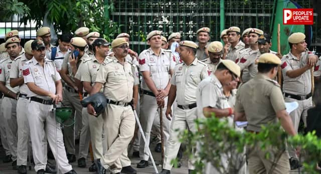 दिल्ली पुलिस में बड़ा फेरबदल! 25 अधिकारियों की नई पोस्टिंग, क्राइम ब्रांच से सिक्योरिटी तक बदली जिम्मेदारी 