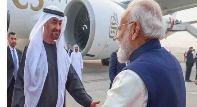 UAE के राष्ट्रपति को रिसीव करने PM मोदी ने तोड़ा प्रोटोकॉल, बोले- अपने भाई को लेने आया हूं