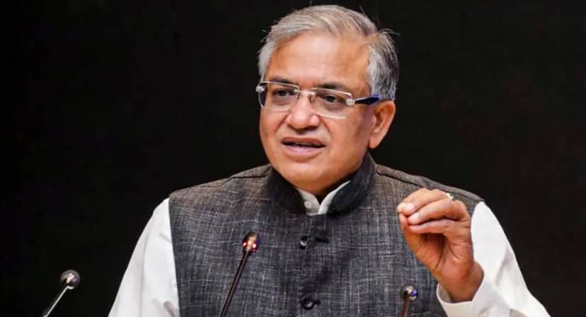 बिहार चुनाव देखने आ रही दक्षिण अफ्रीका टीम, CEC ज्ञानेश कुमार ने दी जानकारी