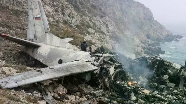 रूसी An-26 विमान चट्टान से टकराया, 29 लोगों की मौत