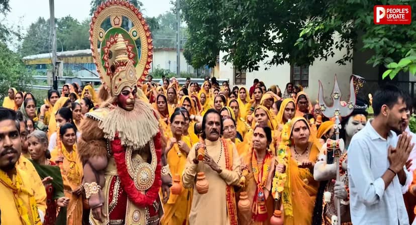कांवड़ के साथ झूमे श्रद्धालु, शिव-हनुमान के स्वरूप ने लूटी महफिल; देखें सोहागपुर की भव्य यात्रा