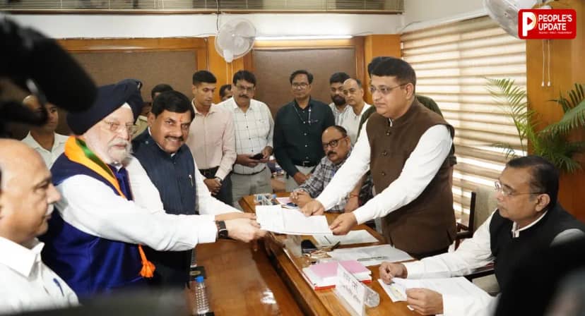 MP Rajya Sabha By-Election: हरदीप सिंह पुरी ने दाखिल किया नामांकन, गुरुद्वारे में टेका मत्था फिर करुणा धाम पहुंचकर लिया आशीर्वाद