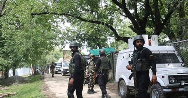 असेंबली इलेक्शन की प्रक्रिया से पहले J&K में जवानों पर आतंकी हमला, CRPF इंस्पेक्टर की मौत