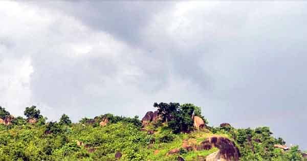 Jabalpur Weather Update : सुबह से खिली तेज धूप तो दोपहर में हल्की बूंदाबांदी से बढ़ी उमस, आने वाले दिनों में कुछ ऐसा रहेगा मौसम