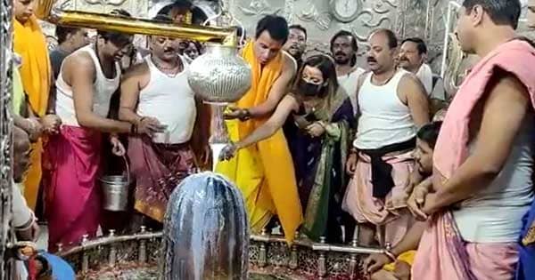 Ujjain : बाबा महाकाल के दरबार में Sonu Sood, गर्भगृह में पूजन कर आशीर्वाद लिया