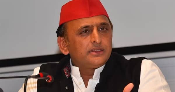 चुनावी दूल्हा कौन? मोतिहारी में अखिलेश यादव का बड़ा दावा- माला अब किसी और के गले में जाएगी