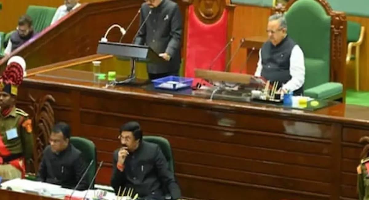 LPG संकट पर विधानसभा में हंगामा, 30 कांग्रेसी विधायक निलंबित; कुछ देर बाद बहाल