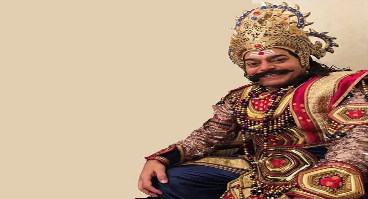 महानाट्य में रावण का किरदार निभा रहे आशुतोष राणा, कहा- राम को राजनीति नहीं आचरण के चश्मे से देखिए