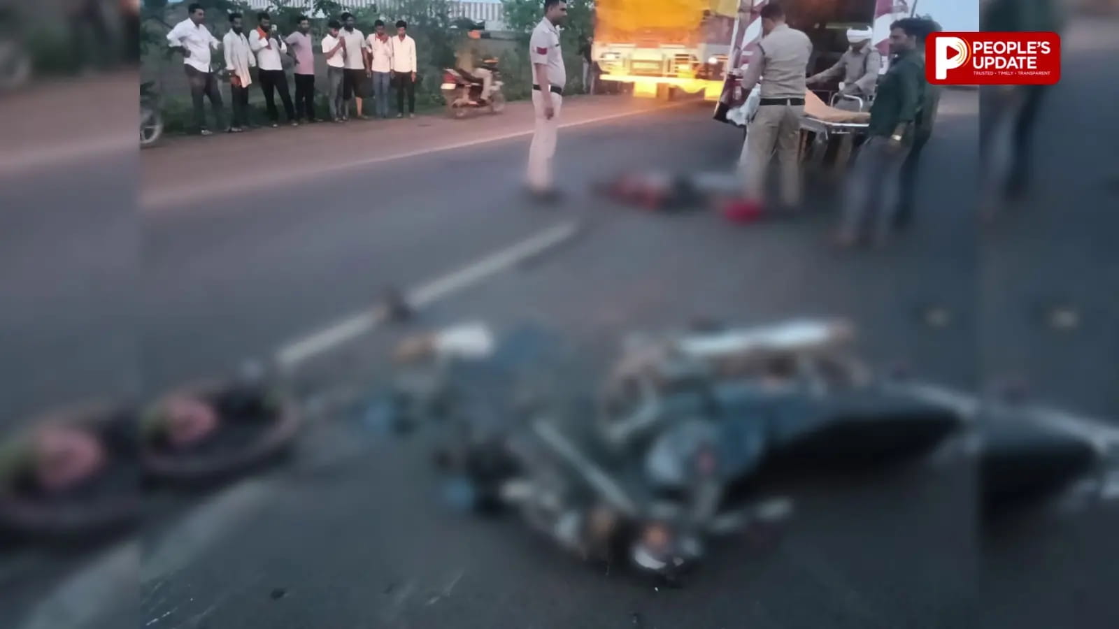 अज्ञात वाहन ने बाइक को रौंदा, एक युवक का सिर धड़ से अलग; दूसरे ने ग्वालियर में तोड़ा दम