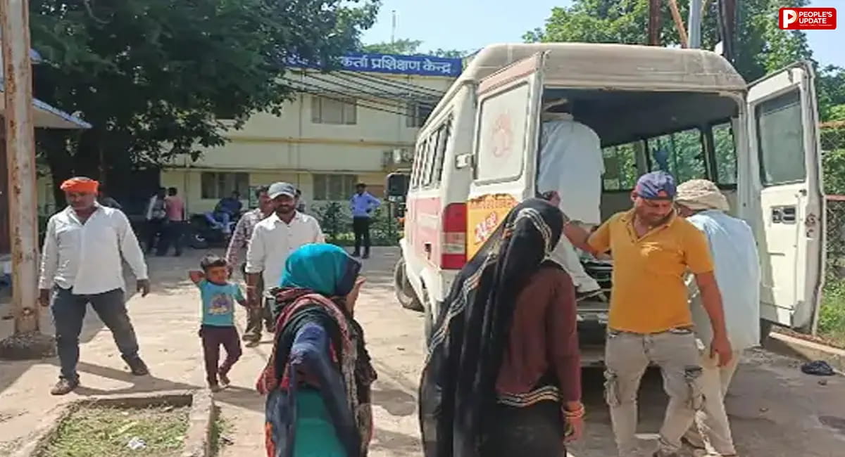 पन्ना में सांप के डसने से 19 वर्षीय नवविवाहिता की मौत, इलाज में देरी के आरोप पर चक्काजाम