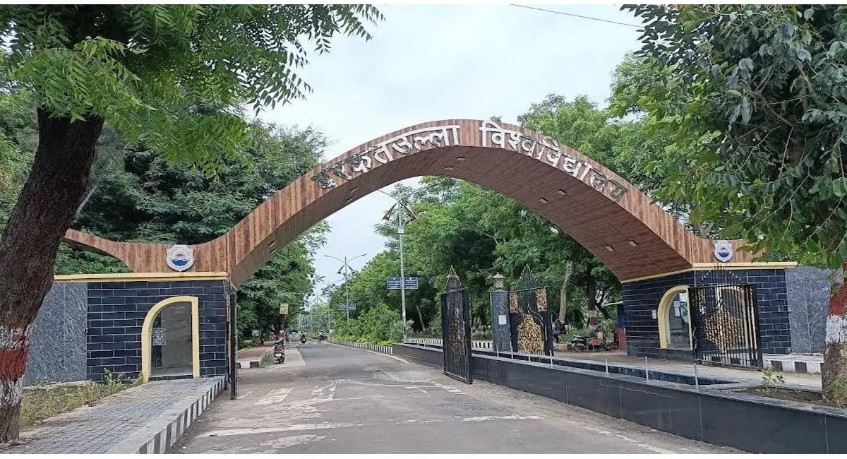 बीयू के हॉस्टलों और विभागों में जल्द सुधरेंगी व्यवस्थाएं, खिड़की-दरवाजे से लेकर सीवेज तक होगा काम