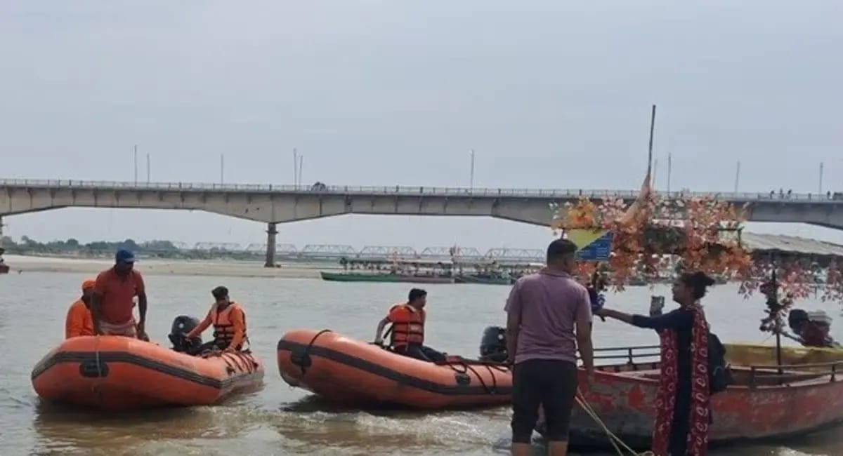 नहाने के दौरान डूबे 3 युवक, रेस्क्यू जारी 