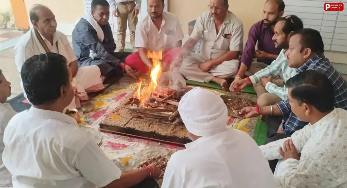घंसौर: अखंड रामायण पाठ का समापन, हवन-पूजन और भंडारे का आयोजन