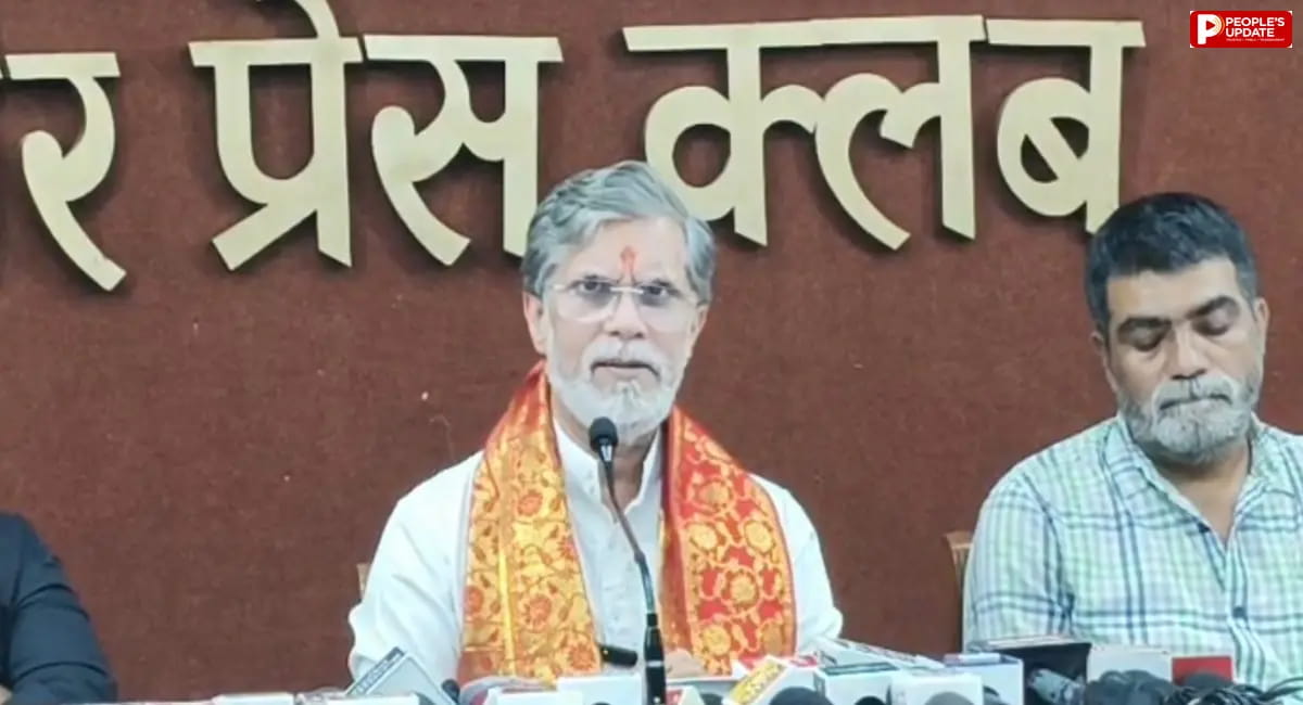 इंदौर पहुंचे पवन खेड़ा, पेपर लीक और महंगाई समेत अन्य मुद्दों पर सरकार को घेरा 