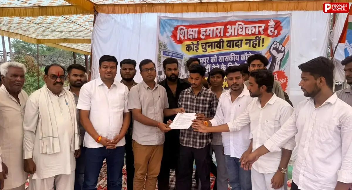 सीहोर: श्यामपुर में सरकारी कॉलेज की मांग को लेकर NSUI का प्रदर्शन, तहसीलदार को सौंपा ज्ञापन