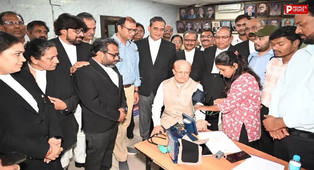 करवा चौथ पर हाईकोर्ट बार में 300 से ज्यादा वकीलों ने कराई दिल की जांच, जस्टिस पाठक का BP भी नॉर्मल