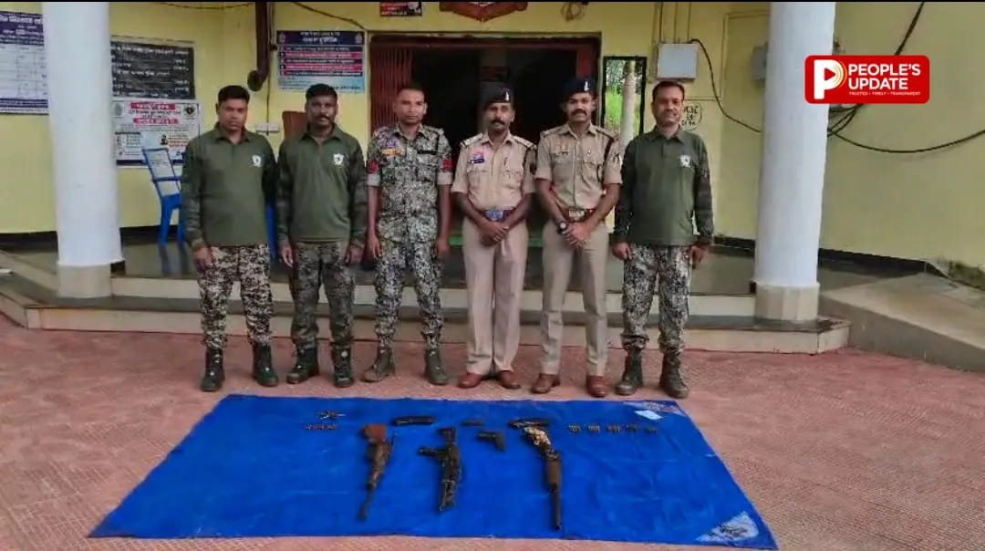 बीजापुर के जंगल में नक्सलियों का बड़ा डंप बरामद, AK-47 समेत हथियारों का जखीरा मिला
